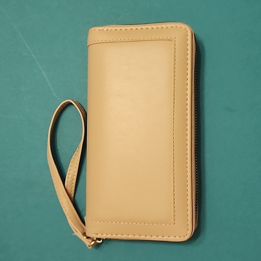 Mudd Wallet - Picture 2 of 3